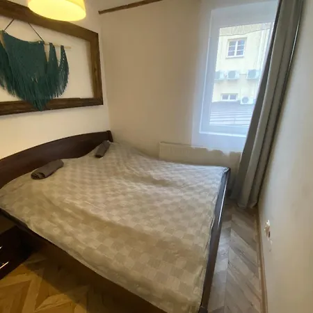 Historical V18 Apartment